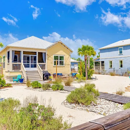 Villa Half Shell Hideaway